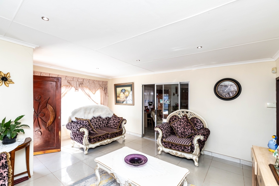 3 Bedroom Property for Sale in Summerpride Eastern Cape